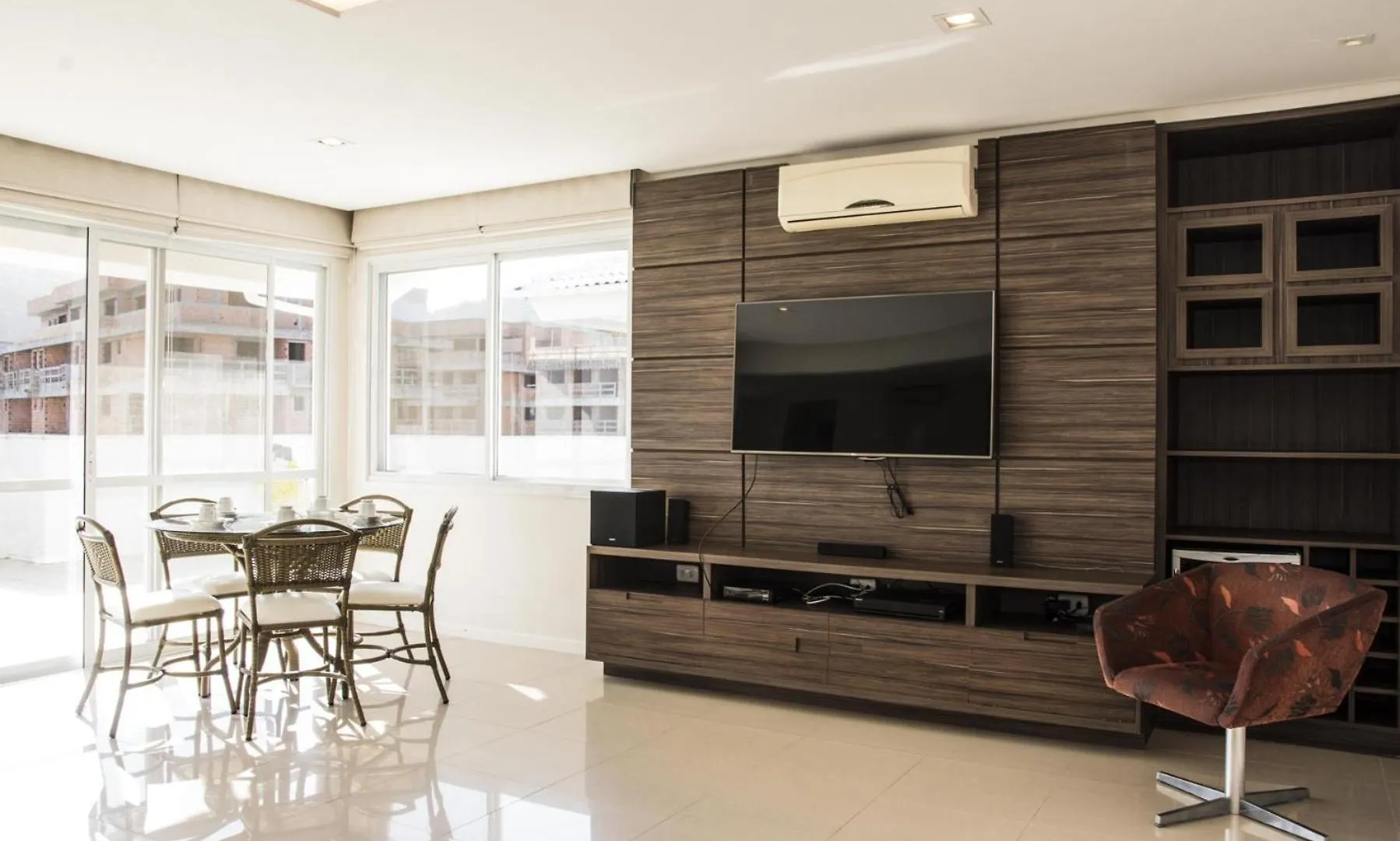 Cobertura Chique 100M Da Praia, Ingleses Ing7305 Florianopolis Brazil